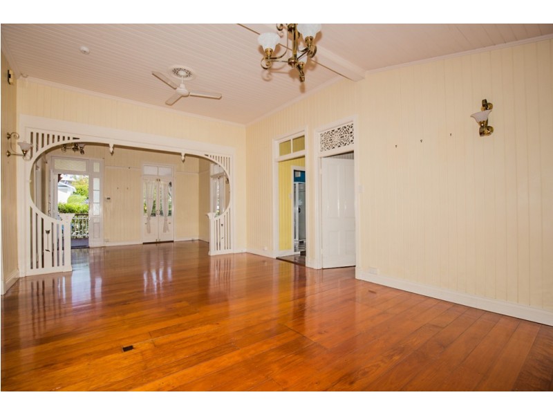 23 Kintore Street, Annerley QLD 4103