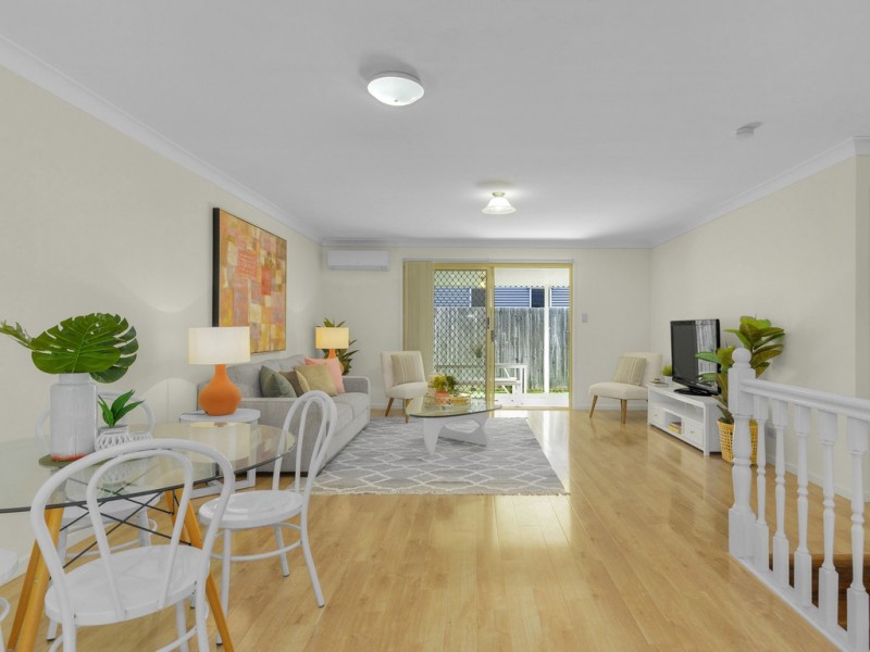 2/18 Kingsley Parade, Yeronga QLD 4104