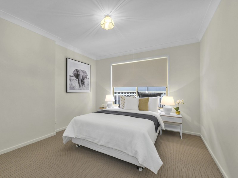 2/18 Kingsley Parade, Yeronga QLD 4104