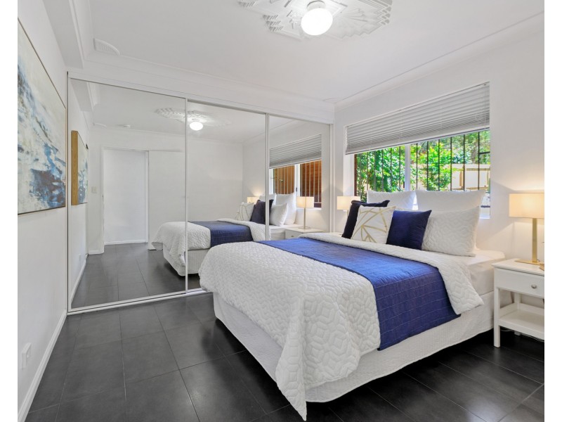 1/102 Pembroke Road, Coorparoo QLD 4151