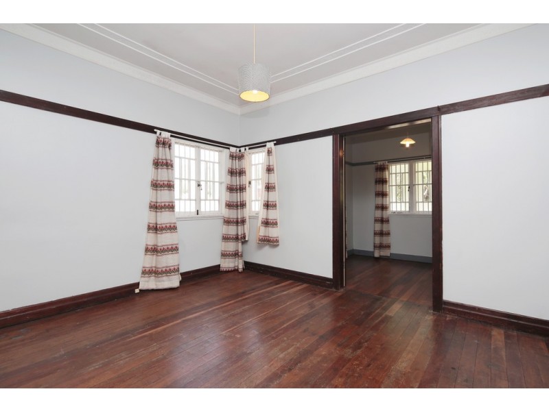 62 Waverley Street, Annerley QLD 4103