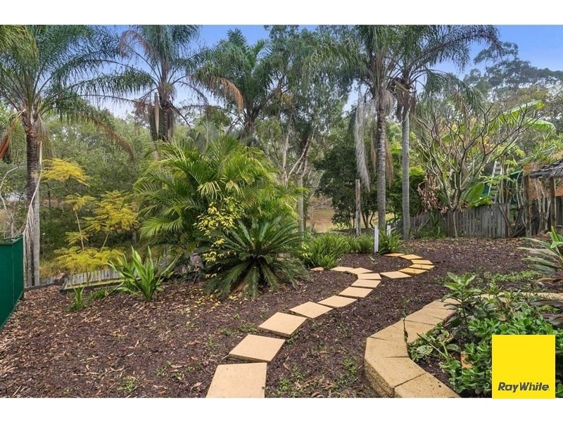 27 Buttler Street, Bellbird Park QLD 4300