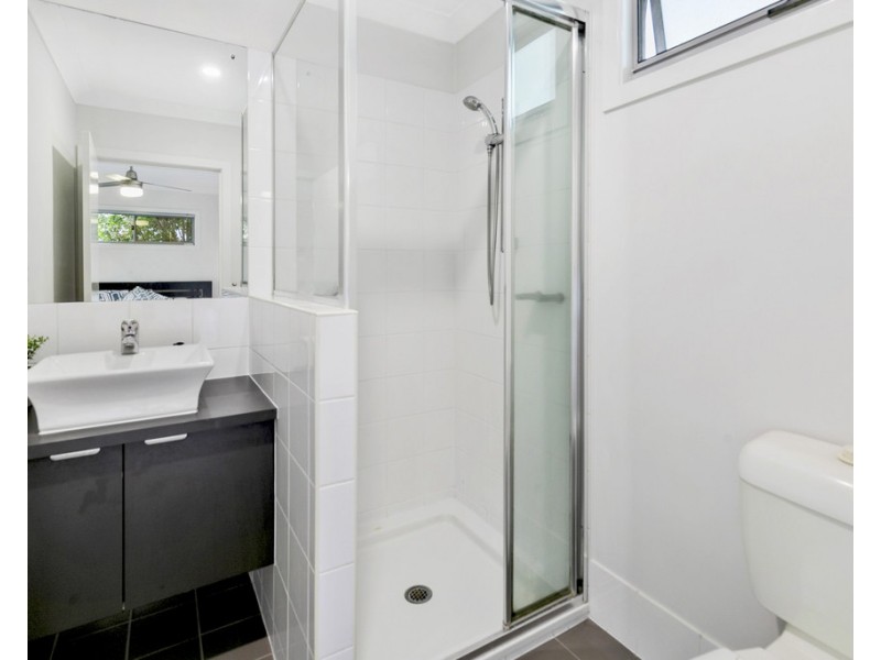 1/12 Gustavson Street, Annerley QLD 4103