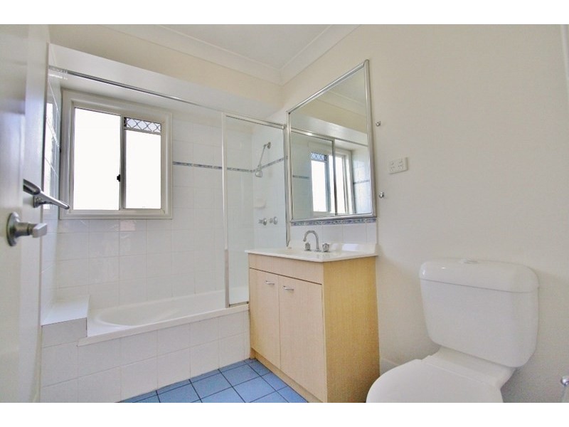 1/16 Cardross Street, Yeerongpilly QLD 4105