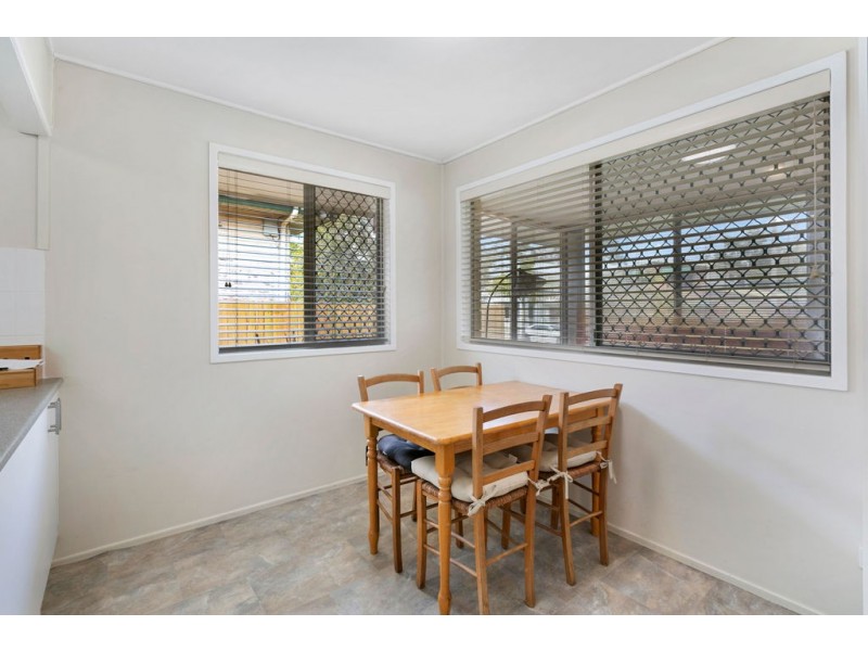 22 Arrunga Street, Coopers Plains QLD 4108