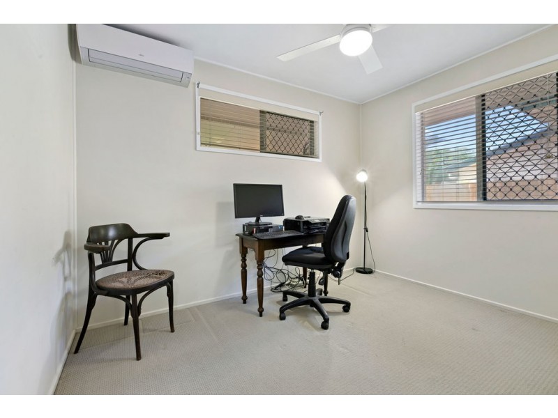 22 Arrunga Street, Coopers Plains QLD 4108