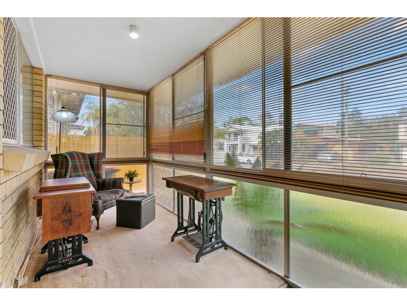 22 Arrunga Street, Coopers Plains QLD 4108