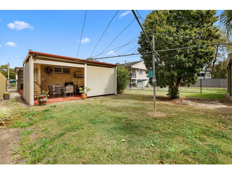 22 Arrunga Street, Coopers Plains QLD 4108