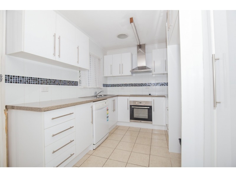 108 Hyde Road, Yeronga QLD 4104