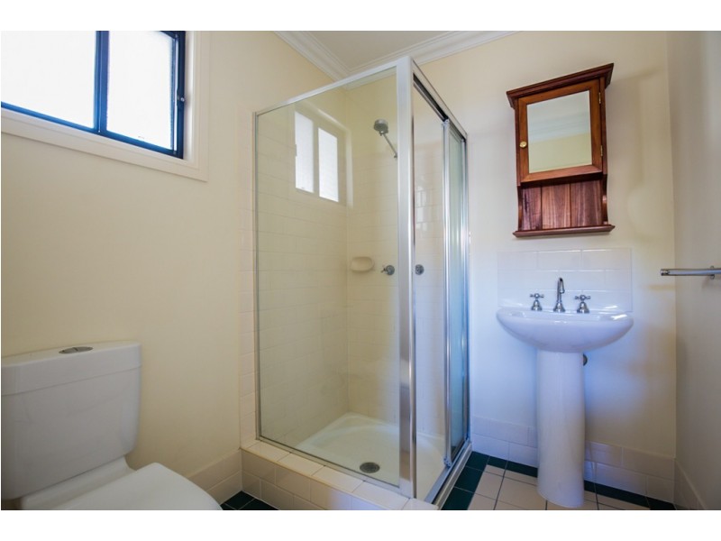 1/18 Caroline Street, Annerley QLD 4103