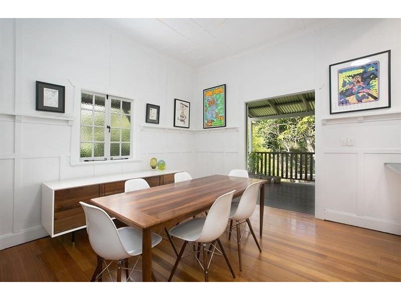 6 Ashby Street, Fairfield QLD 4103