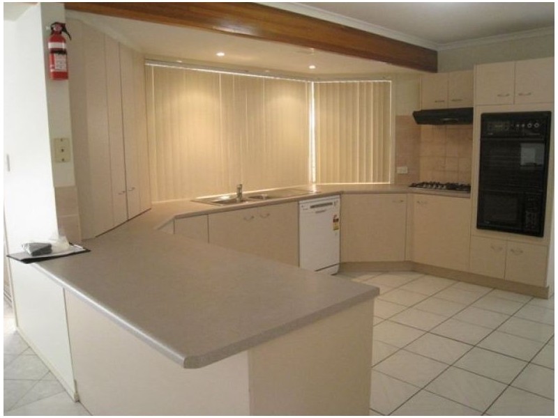 28 Narona Street, Middle Park QLD 4074