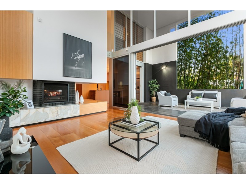 124 Brisbane Corso, Fairfield QLD 4103