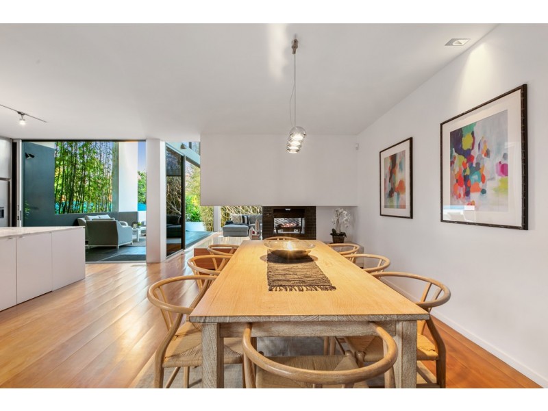 124 Brisbane Corso, Fairfield QLD 4103