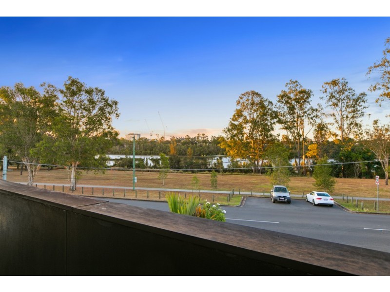 124 Brisbane Corso, Fairfield QLD 4103