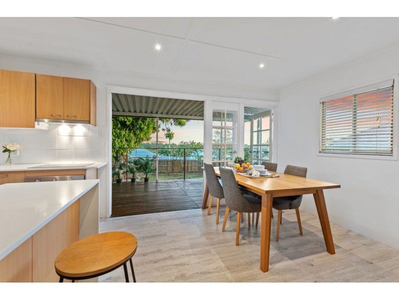 65 Nyleta Street, Coopers Plains QLD 4108