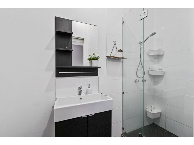 65 Nyleta Street, Coopers Plains QLD 4108