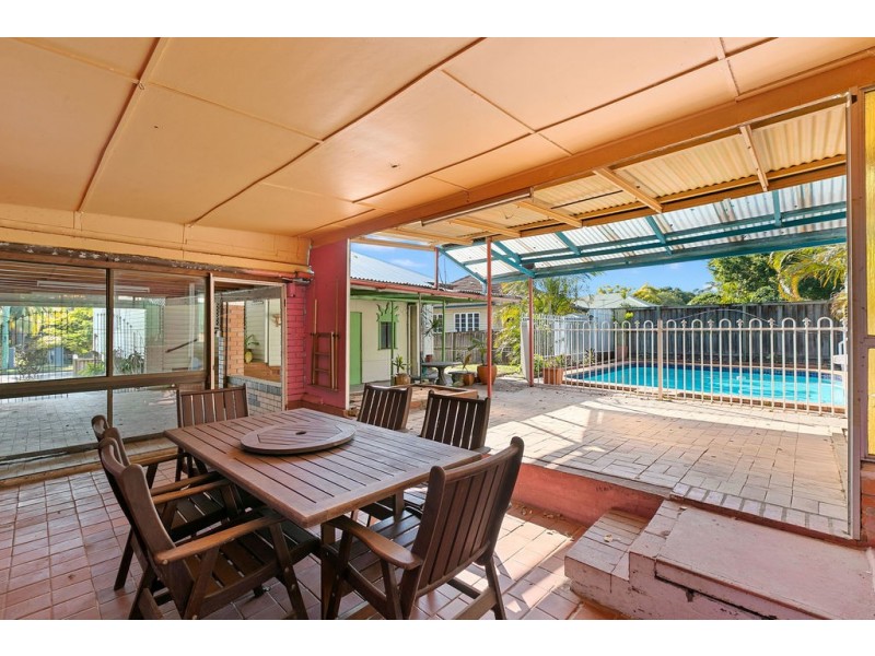 15 Vereker Street, Coopers Plains QLD 4108