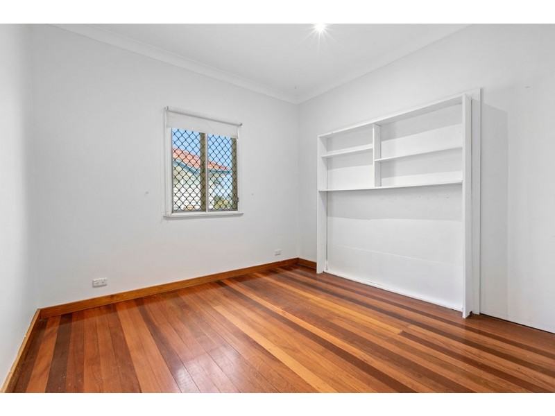 15 Vereker Street, Coopers Plains QLD 4108