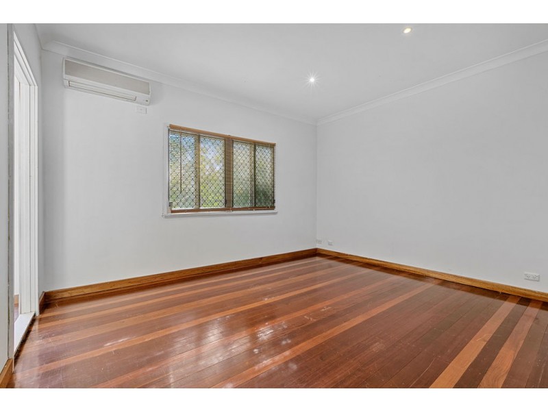 15 Vereker Street, Coopers Plains QLD 4108