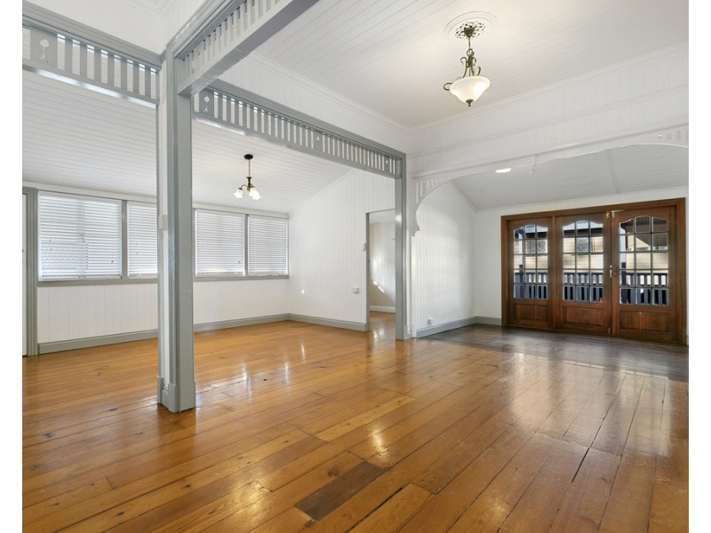 97 Villa Street, Annerley QLD 4103