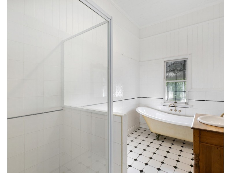 97 Villa Street, Annerley QLD 4103