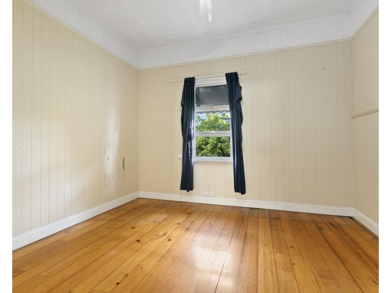 97 Villa Street, Annerley QLD 4103