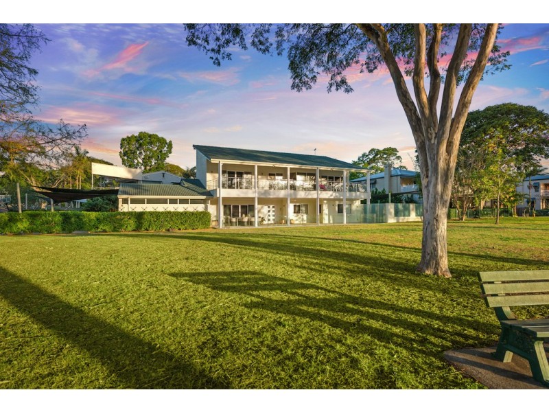 10 Aranui Street, Yeronga QLD 4104