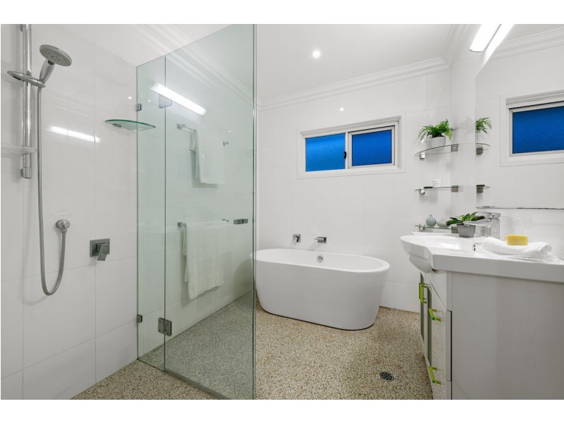 10 Aranui Street, Yeronga QLD 4104