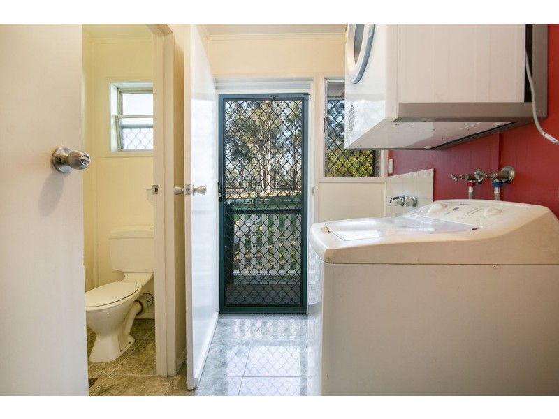 443 Brisbane Valley Highway, Pine Mountain QLD 4306