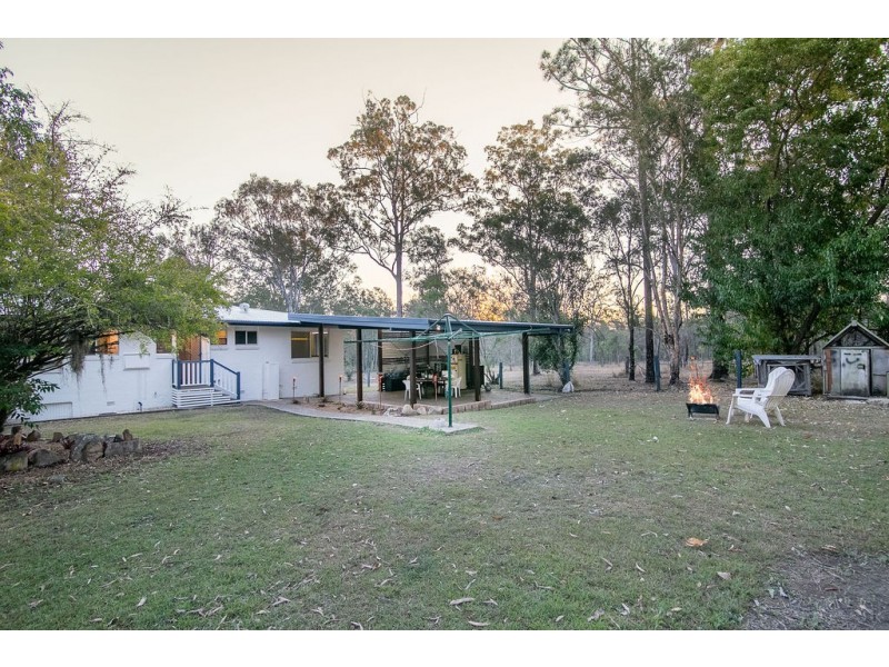 443 Brisbane Valley Highway, Pine Mountain QLD 4306
