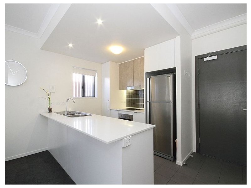 29/66 Waldheim Street, Annerley QLD 4103