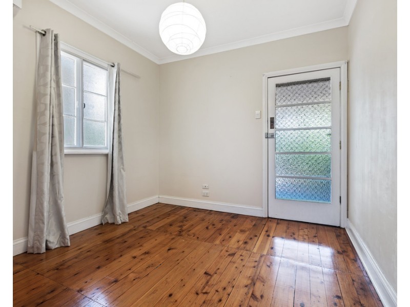 124 Chaucer Street, Moorooka QLD 4105