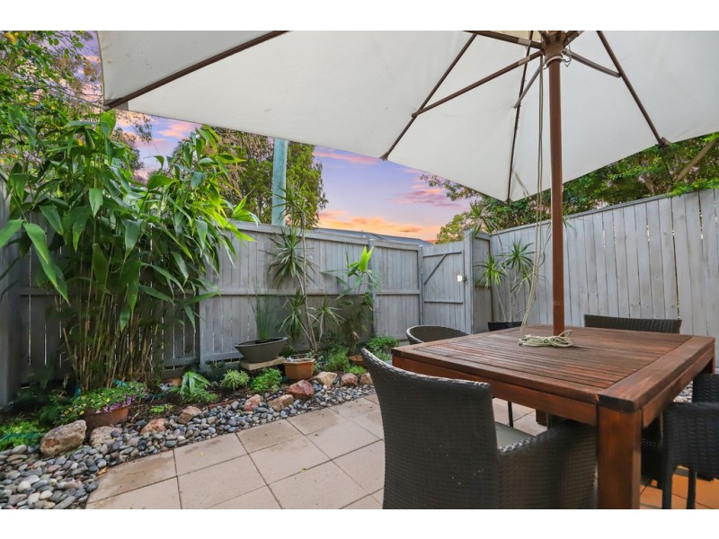 7/27 Brassey Street, Fairfield QLD 4103