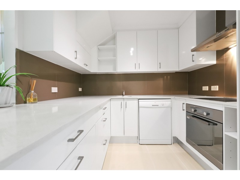 7/27 Brassey Street, Fairfield QLD 4103