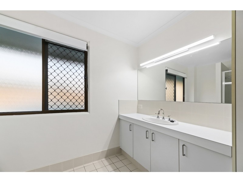 7/27 Brassey Street, Fairfield QLD 4103