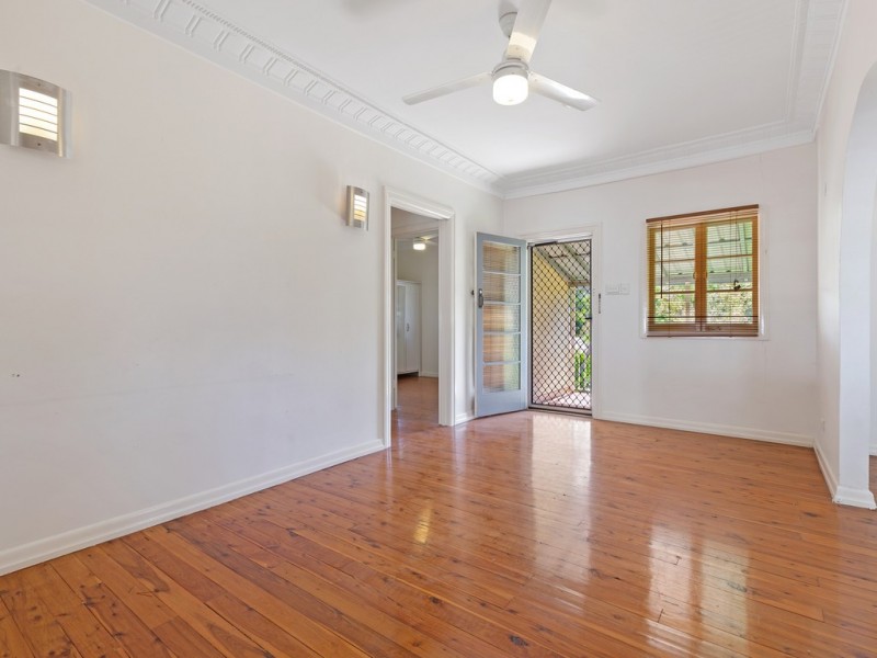 1 Ormonde Road, Yeronga QLD 4104