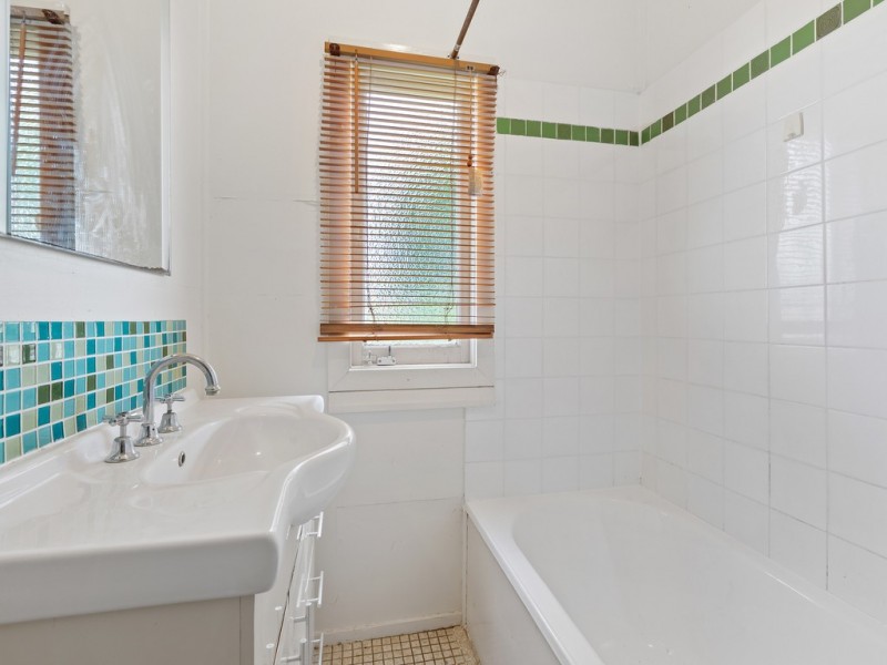 1 Ormonde Road, Yeronga QLD 4104