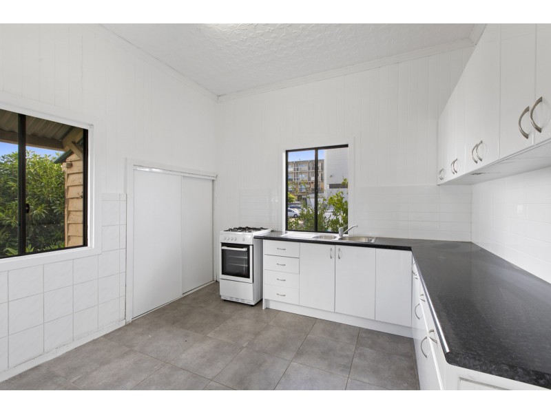 53 Linton Street, Kangaroo Point QLD 4169