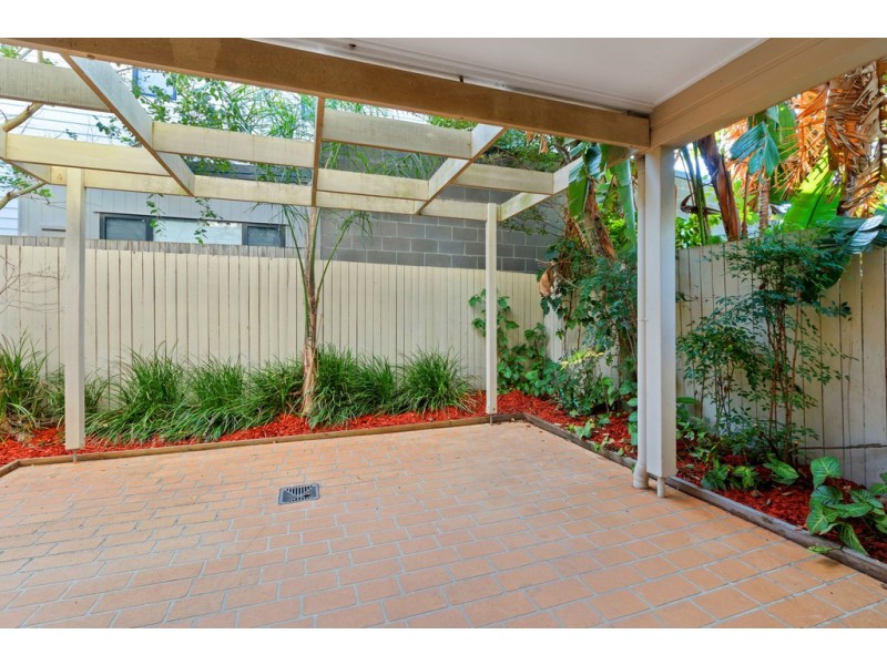 1/117 Ekibin Road, Annerley QLD 4103
