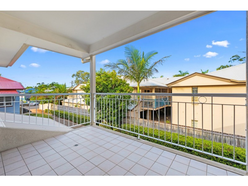 1/117 Ekibin Road, Annerley QLD 4103