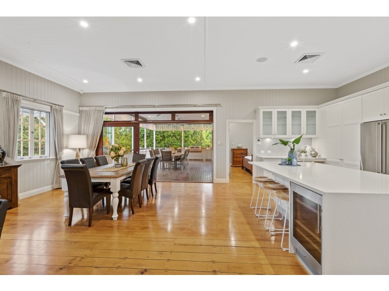 95 Ferndale Street, Annerley QLD 4103