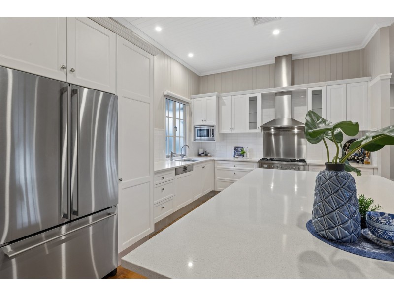 95 Ferndale Street, Annerley QLD 4103