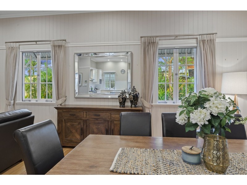 95 Ferndale Street, Annerley QLD 4103