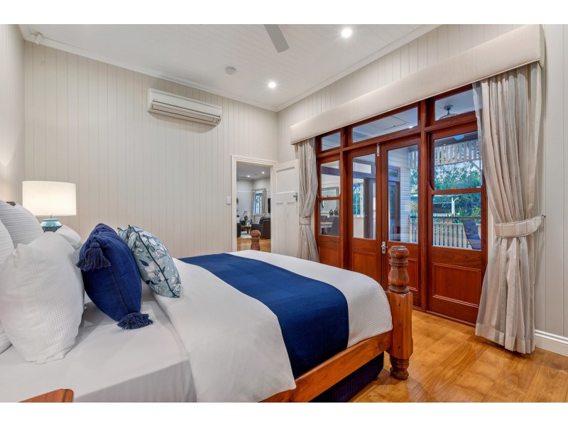 95 Ferndale Street, Annerley QLD 4103