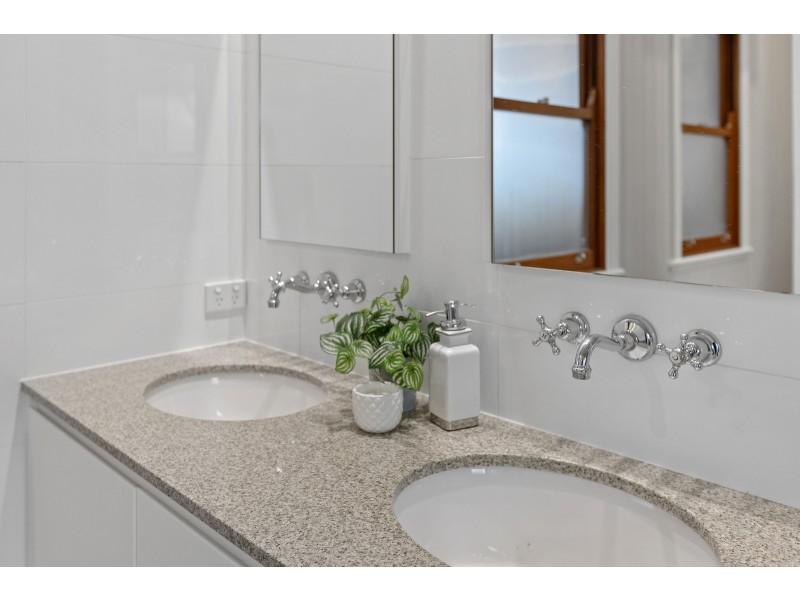 95 Ferndale Street, Annerley QLD 4103