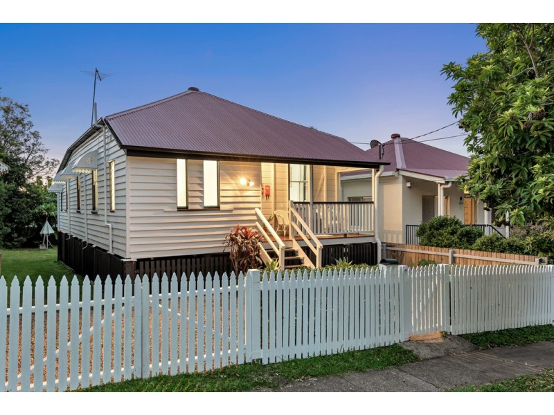 35 Caroline Street, Annerley QLD 4103