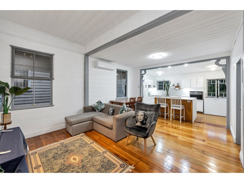 35 Caroline Street, Annerley QLD 4103