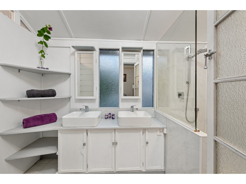 35 Caroline Street, Annerley QLD 4103