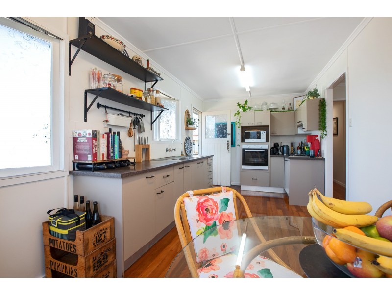 96 Elizabeth Street, Acacia Ridge QLD 4110